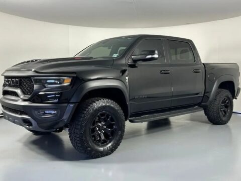 photo_4969909338168298412_y